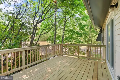 Exterior - 8803 Hayload Ct, Springfield, VA 22153 photo 6 of 7
