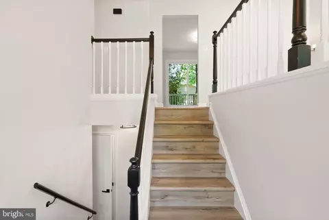 Entry Way - 8803 Hayload Ct, Springfield, VA 22153 photo 1 of 7