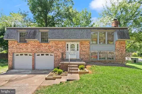 Exterior - 8803 Hayload Ct, Springfield, VA 22153 photo 3 of 7