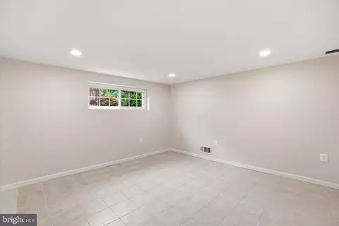 Other - 5304 Pillow Ln, Springfield, VA 22151 photo 12 of 13