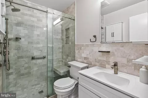 Bath - 7604 Boulder St, Springfield, VA 22151 photo 2 of 2