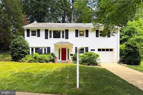 7604 Boulder St, Springfield, VA 22151