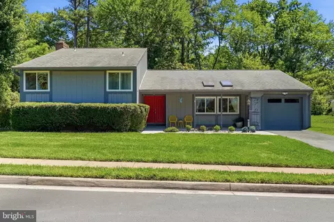 6944 Spelman Dr, Springfield, VA 22153