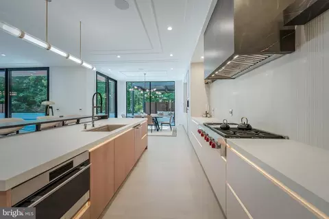 Kitchen - 7841 Old Dominion Dr, Mclean, VA 22102 photo 4 of 5