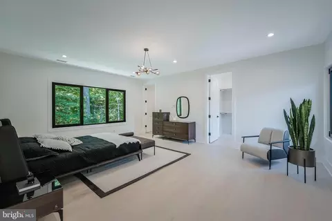 Bedroom - 7841 Old Dominion Dr, Mclean, VA 22102 photo 3 of 6