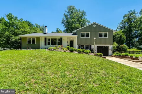 7618 Highland St, Springfield, VA 22150