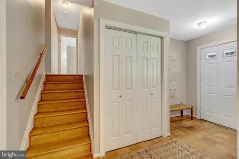 Entry Way - 7618 Highland St, Springfield, VA 22150 photo 4 of 5