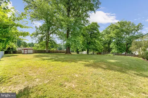 Exterior - 7618 Highland St, Springfield, VA 22150 photo 12 of 23