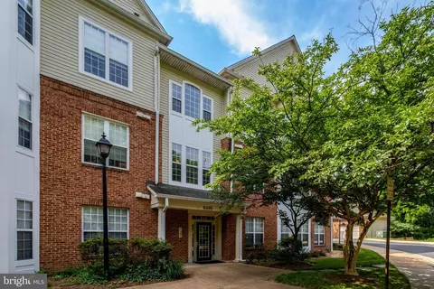 6495 Tayack Pl #204, Alexandria, VA 22312