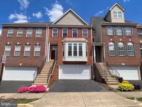 13110 Forest Mist Ln, Fairfax, VA 22033