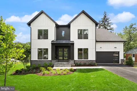 11433 Valley Rd, Fairfax, VA 22033