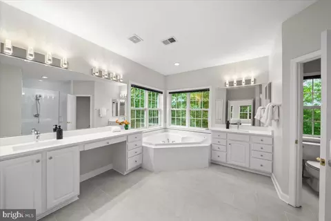 Bath - 7136 Ayers Meadow Ln, Springfield, VA 22150 photo 1 of 4