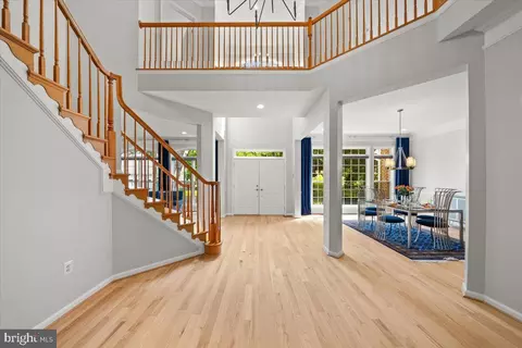 Entry Way - 7136 Ayers Meadow Ln, Springfield, VA 22150 photo 3 of 11