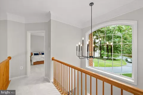 Entry Way - 7136 Ayers Meadow Ln, Springfield, VA 22150 photo 7 of 11