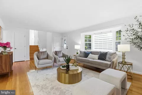 Living - 6824 Felix St, Mclean, VA 22101 photo 2 of 3