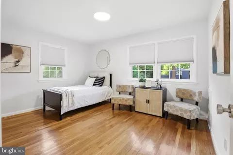 Bedroom - 6824 Felix St, Mclean, VA 22101 photo 7 of 8