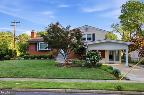 6824 Felix St, Mclean, VA 22101