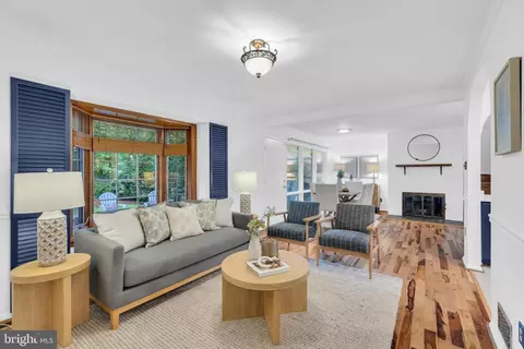 Living - 7517 Axton St, Springfield, VA 22151 photo 1 of 3