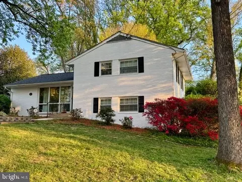 Exterior - 7517 Axton St, Springfield, VA 22151 photo 8 of 10