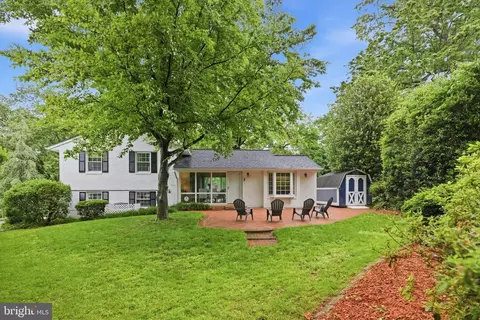 Exterior - 7517 Axton St, Springfield, VA 22151 photo 1 of 10