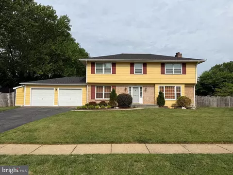 4300 Granada St, Alexandria, VA 22309