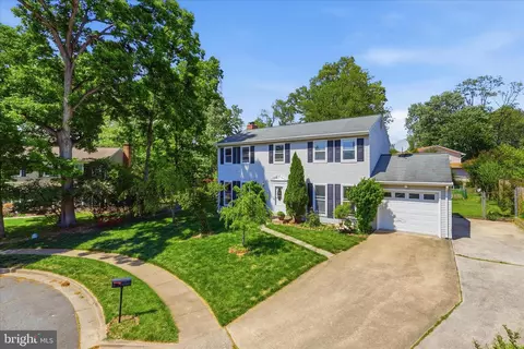 211 Whispering Wind Ct SE, Vienna, VA 22180