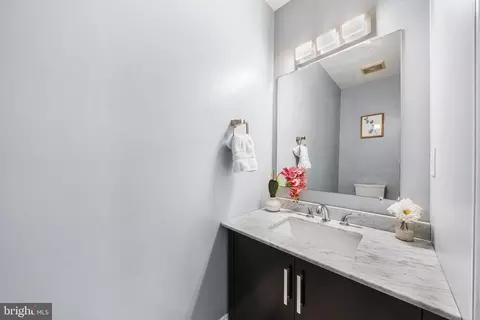 Bath - 7403 Ridge Oak Ct, Springfield, VA 22153 photo 1 of 5