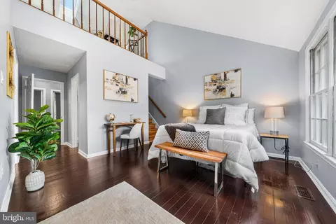 Bedroom - 7403 Ridge Oak Ct, Springfield, VA 22153 photo 2 of 4