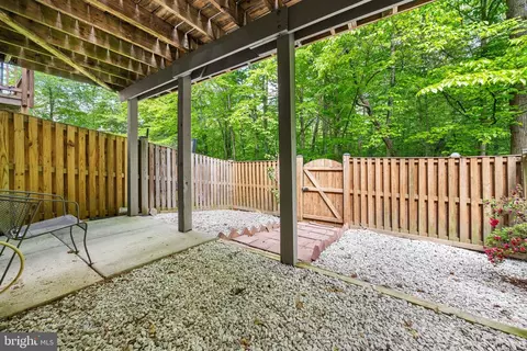 Exterior - 7403 Ridge Oak Ct, Springfield, VA 22153 photo 8 of 9