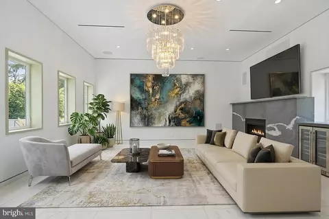 Living - 6304 Old Dominion Dr, Mclean, VA 22101 photo 3 of 4
