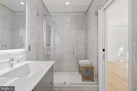 Bath - 6304 Old Dominion Dr, Mclean, VA 22101 photo 3 of 3