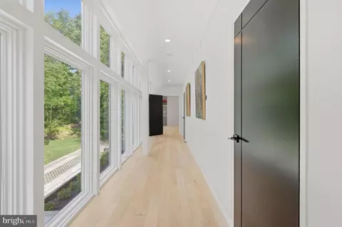 Entry Way - 6304 Old Dominion Dr, Mclean, VA 22101 photo 5 of 5