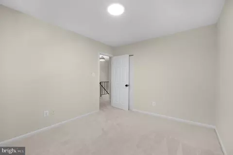 Bedroom - 8575 Tyrolean Way, Springfield, VA 22153 photo 4 of 5