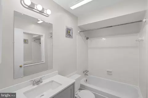 Bath - 8221 Tory Rd #150, Springfield, VA 22152 photo 1 of 2