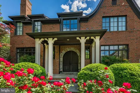7203 Matthew Mills Rd, Mclean, VA 22101 photo 2