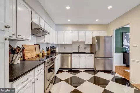 Kitchen - 1122 Kensington Rd, Mclean, VA 22101 photo 2 of 2