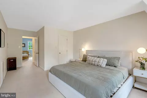 Bedroom - 1122 Kensington Rd, Mclean, VA 22101 photo 2 of 5