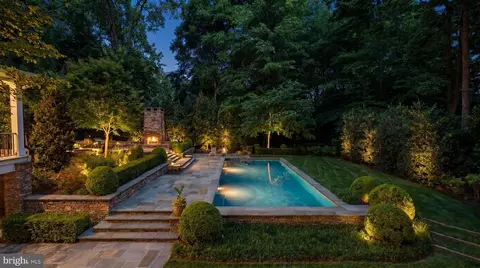 Exterior - 6719 Wemberly Way, Mclean, VA 22101 photo 5 of 5