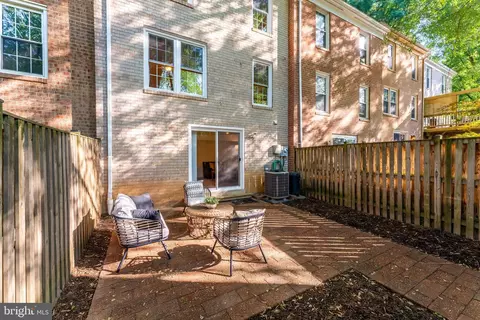 Exterior - 2362 Albot Rd, Reston, VA 20191 photo 5 of 6