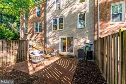 Exterior - 2362 Albot Rd, Reston, VA 20191 photo 4 of 6