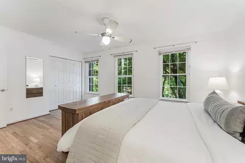 Bedroom - 2362 Albot Rd, Reston, VA 20191 photo 4 of 9
