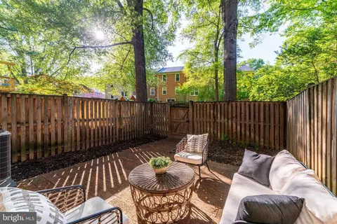 Exterior - 2362 Albot Rd, Reston, VA 20191 photo 6 of 6