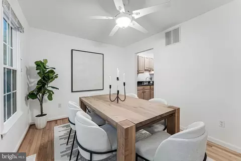 Dining - 2362 Albot Rd, Reston, VA 20191 photo 3 of 3