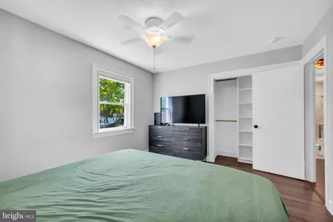 Bedroom - 7418 Blackford St, Springfield, VA 22151 photo 6 of 12