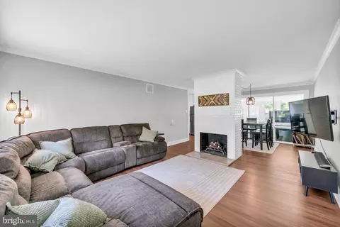 Entry Way - 7418 Blackford St, Springfield, VA 22151 photo 1 of 1