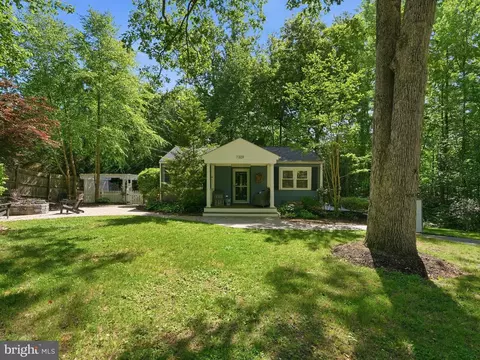 Exterior - 7309 Neuman St, Springfield, VA 22150 photo 8 of 9