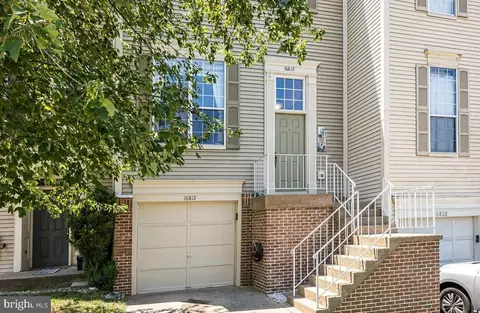 12241 Fairfield House Dr #305B, Fairfax, VA 22033