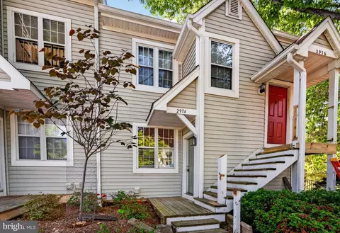 2974 Yarling Ct #2974, Falls Church, VA 22042