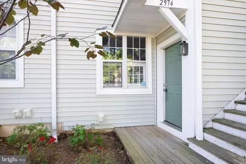 2974 Yarling Ct #2974, Falls Church, VA 22042