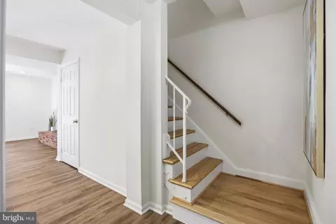 Entry Way - 7000 Alicent Pl, Mclean, VA 22101 photo 5 of 5